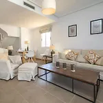 בית נופש Jazmines By Interhome