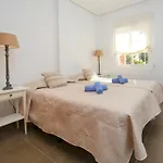 Jazmines By Interhome בית נופש קלפה
